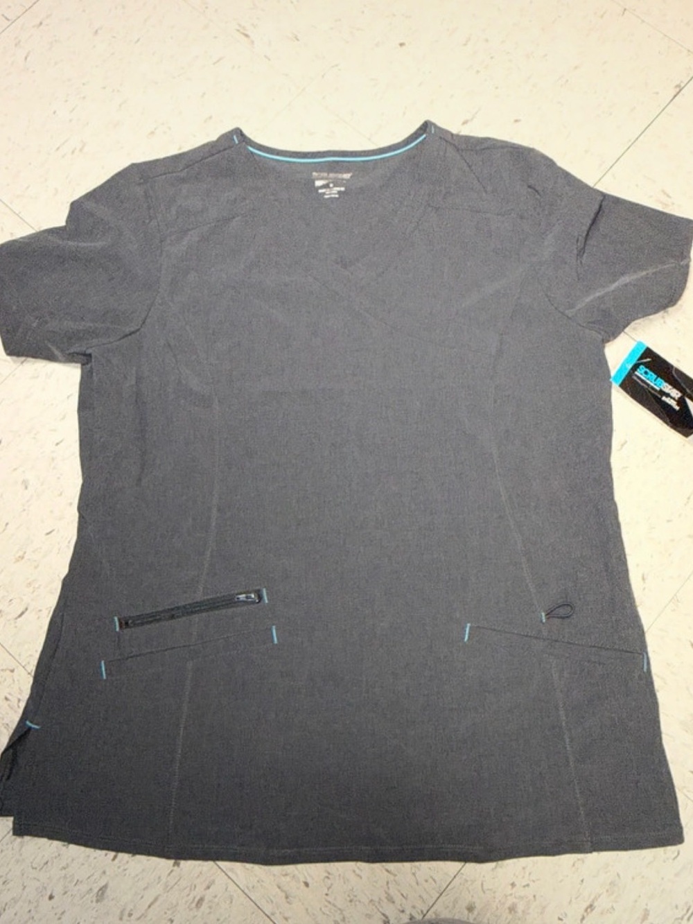 Scrubstar Charcoal Gray Short-Sleeve Scrub Top with Teal Trim
